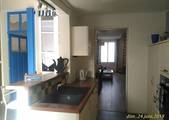 Maison Rénovée Près De La Avec Jardinet Et Wifi - Fr-1-485-4 Сasa de vacaciones Les Sables-dʼOlonne