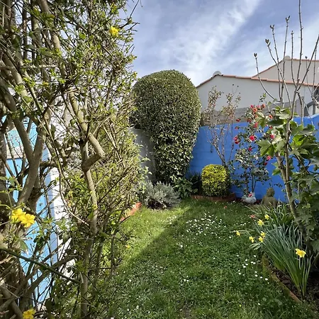 Maison Renovee Pres De La Avec Jardinet Et Wifi - Fr-1-485-4 Casa de Férias