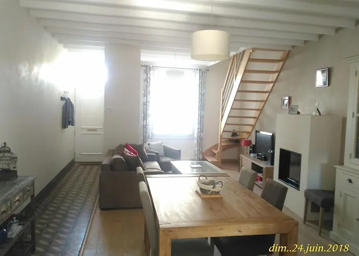 Maison Renovee Pres De La Avec Jardinet Et Wifi - Fr-1-485-4 בית נופש