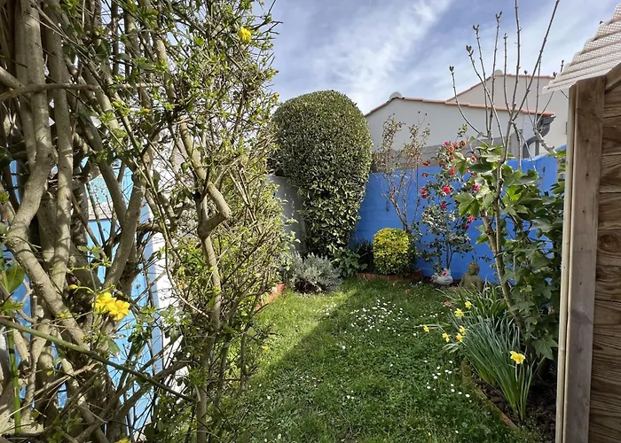 Maison Renovee Pres De La Avec Jardinet Et Wifi - Fr-1-485-4 בית נופש